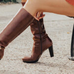 Cómo combinar tus botas de tacón de mujer para garantizar pisadas con estilo