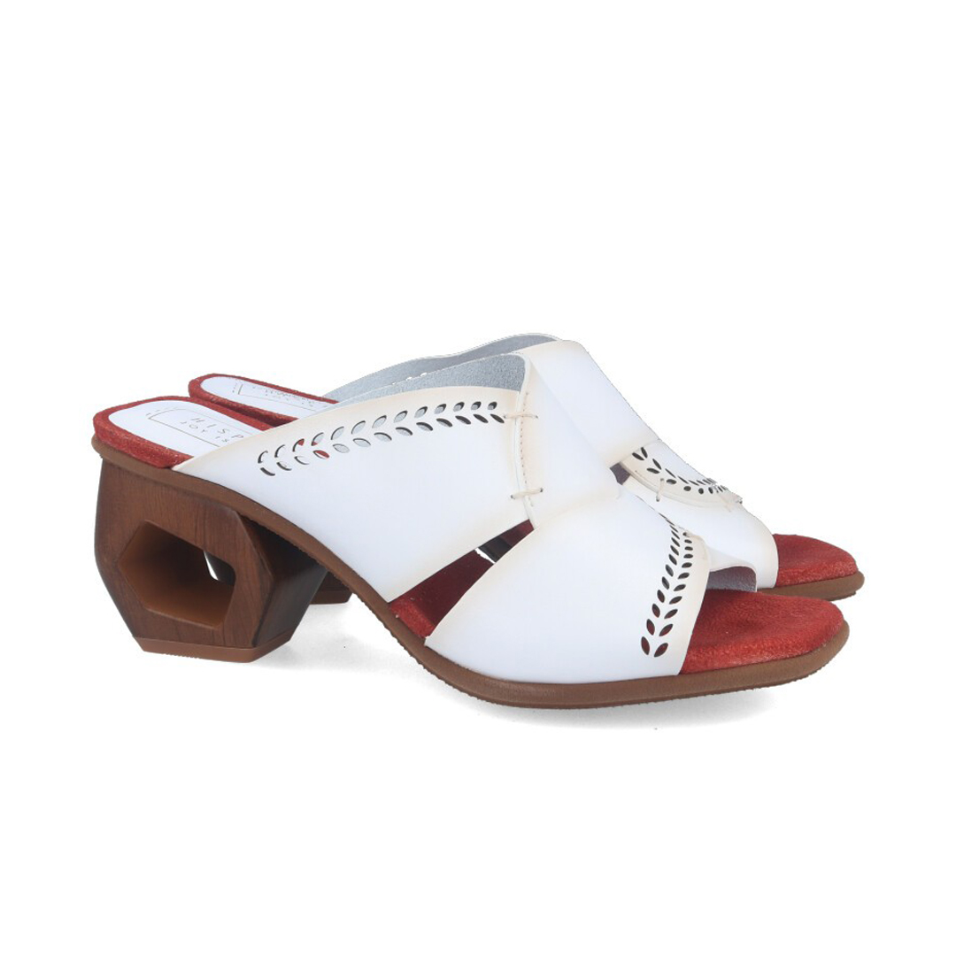 Moda en zapatos esta primavera 2020 mujer sandalias con tacon bloque HISPANITAS HV 00191