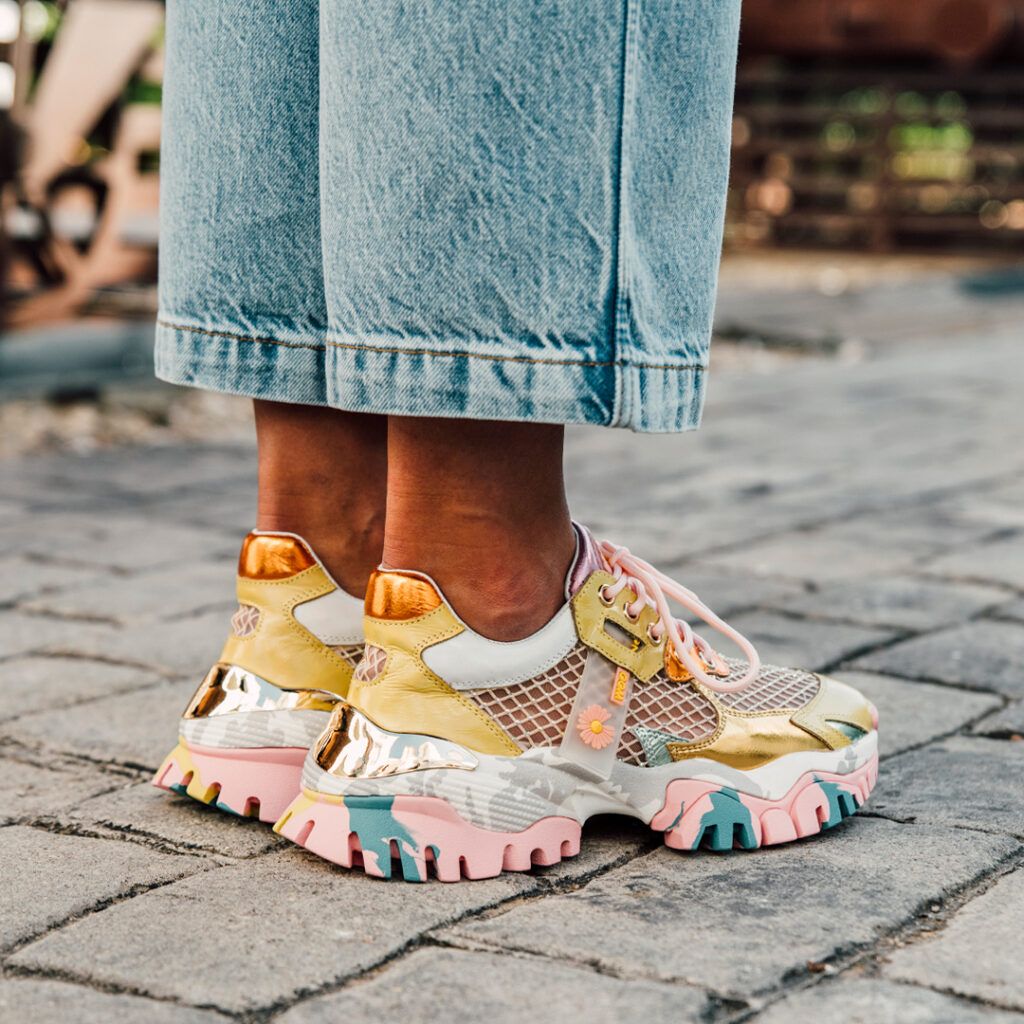 zapatos para primavera-verano 2022 Sneaker semitransparente Exé 9228-1