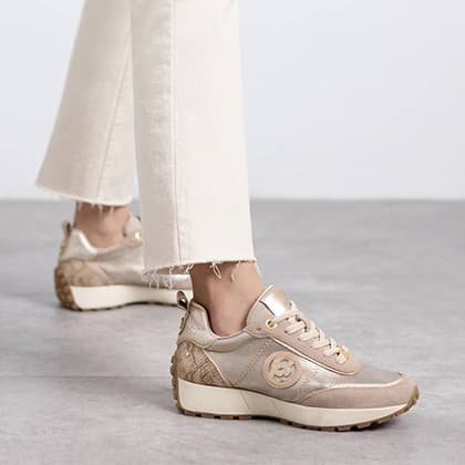 zapatillas urbanas metalizadas