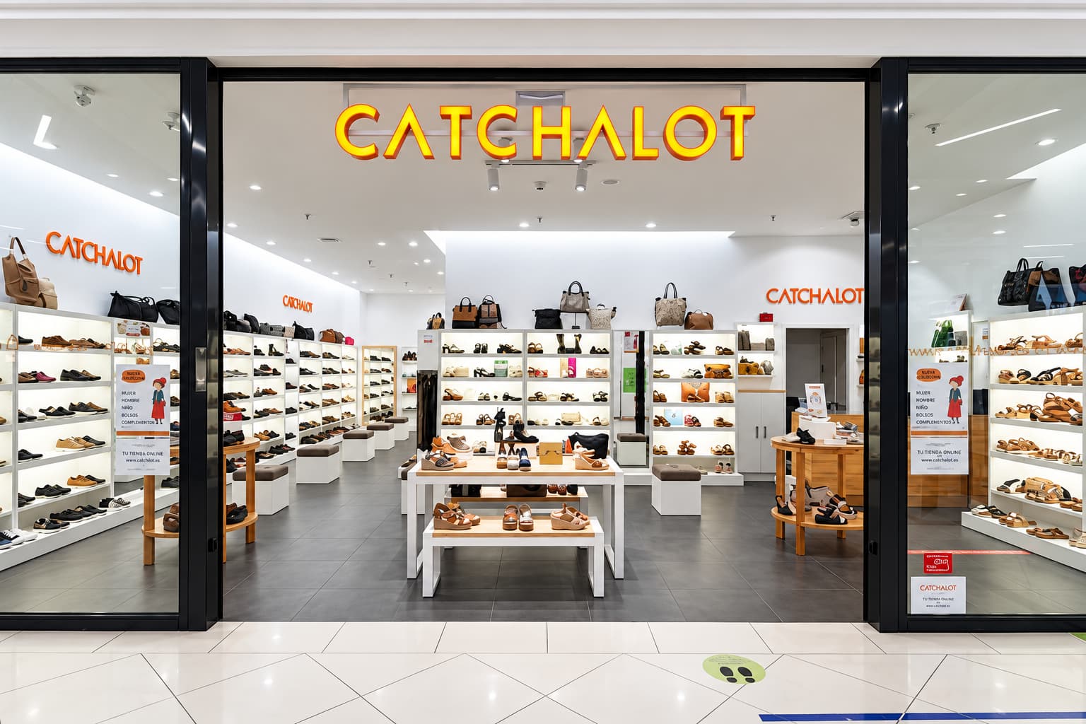 Fachada actual tienda Catchalot